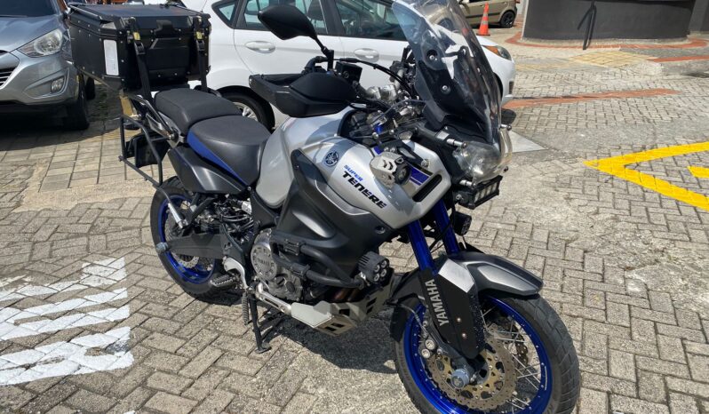 Yamaha XT1200ZE 2015 Super Teneré lleno