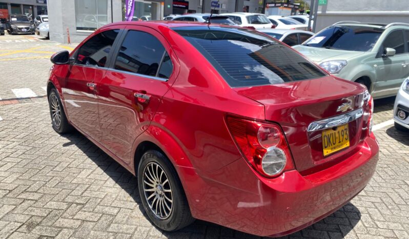 Chevrolet Sonic 2013 lleno