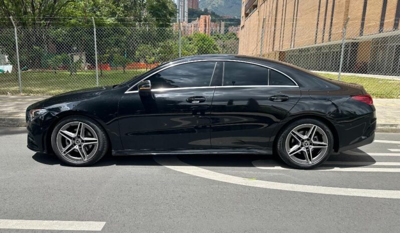 Mercedes-Benz CLA 200 AMG LINE 2023 1.3 TURBO lleno