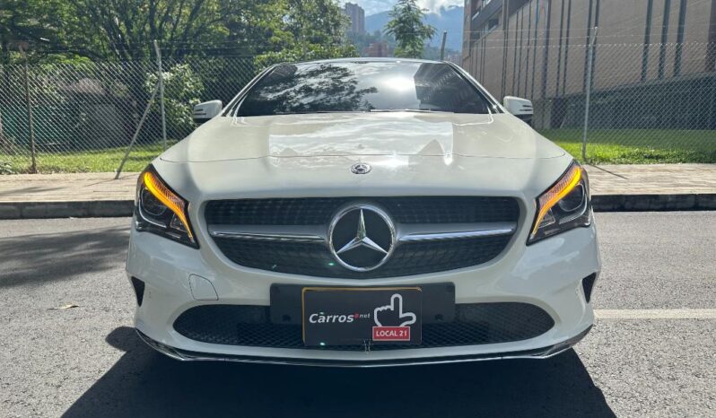 Mercedes-Benz C180 URBAN 2018 lleno