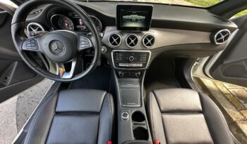 Mercedes-Benz C180 URBAN 2018 lleno