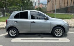 Nissan MARCH DRIVE ESTÁNDAR 2012