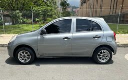Nissan MARCH DRIVE ESTÁNDAR 2012