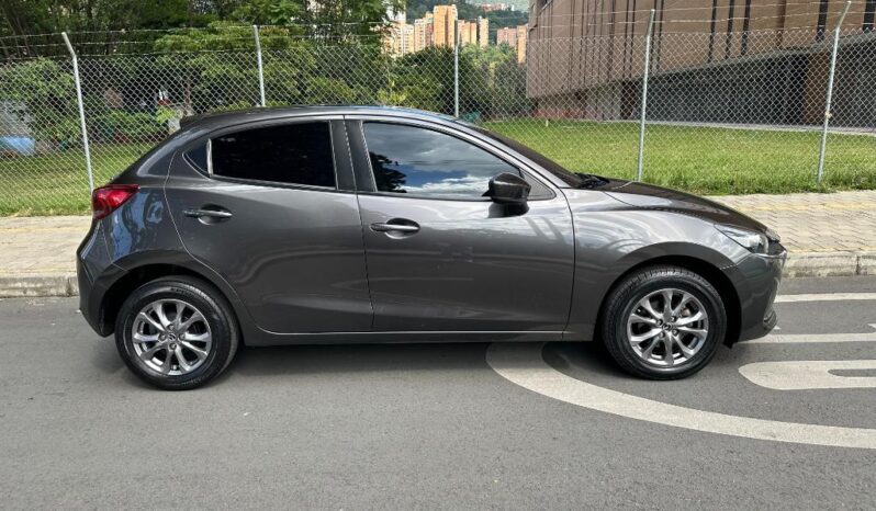 Mazda 2 Touring 2022 SKYACTIVE lleno