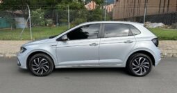 Volkswagen POLO HIGHLINE TSI 2024 1.0 TURBO