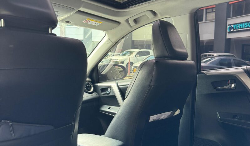 Toyota RAV4 2017 STREET 4X2 AT lleno
