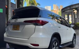 Toyota Fortuner 2020 2.4 DIESEL 4X2 AT