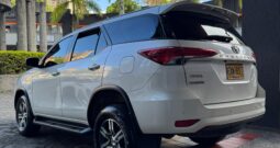 Toyota Fortuner 2020 2.4 DIESEL 4X2 AT