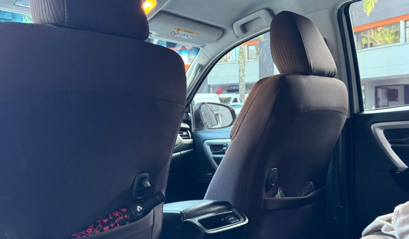 Toyota Fortuner 2020 2.4 DIESEL 4X2 AT lleno
