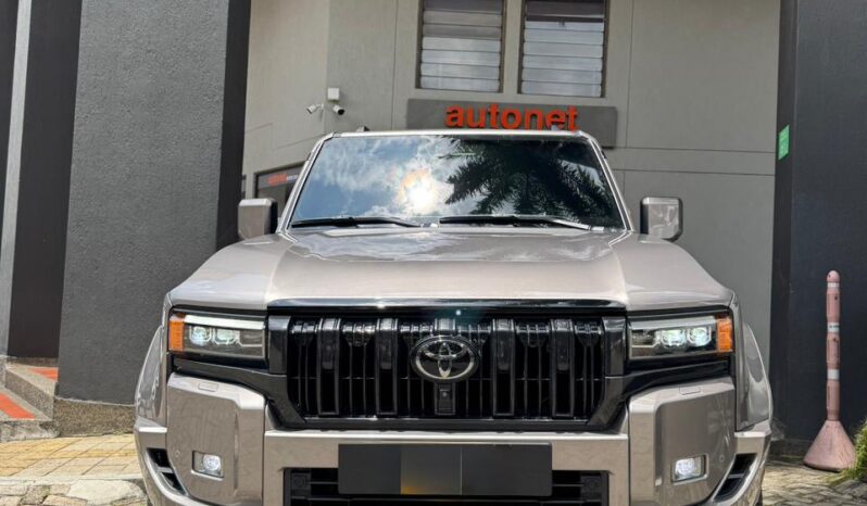 Toyota Prado 2025 VX 2.8 DIESEL lleno