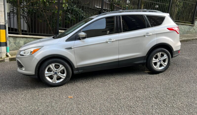 Ford Escape 2013 2.0 L lleno