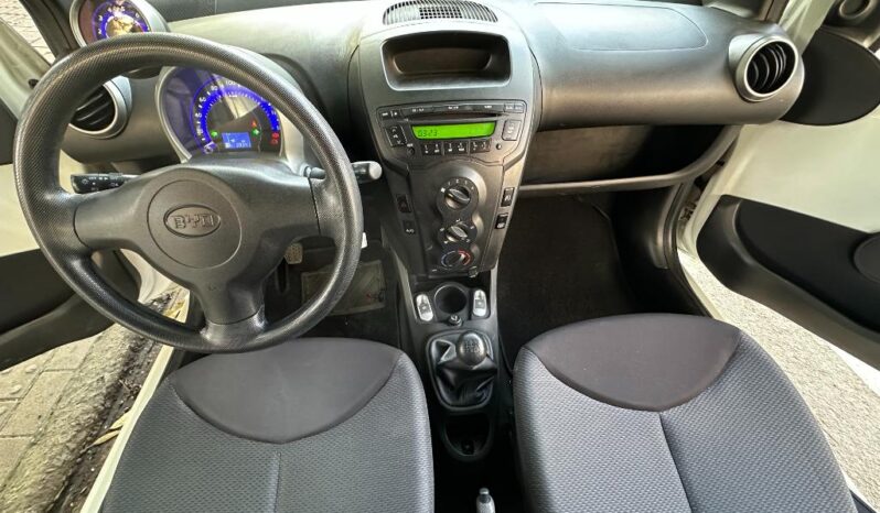 BYD F0 – ZERO GI 2012 lleno