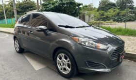 Ford FIESTA SE HATCHBACK 2015 Sunroof