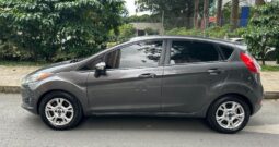 Ford FIESTA SE HATCHBACK 2015 Sunroof