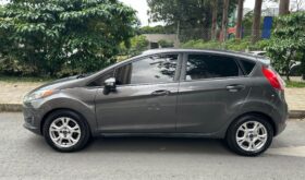 Ford FIESTA SE HATCHBACK 2015 Sunroof