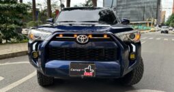 Toyota 4runner SR5 2021
