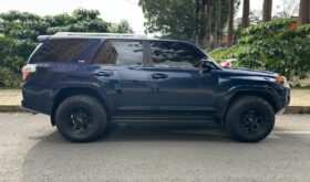 Toyota 4runner SR5 2021