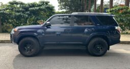Toyota 4runner SR5 2021