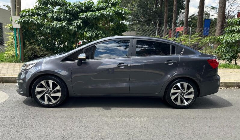 Kia RIO R SEDAN 2017 lleno
