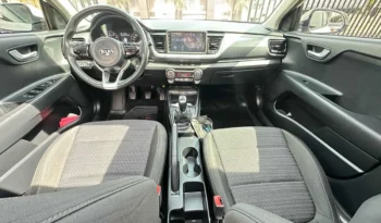 Kia Stonic 2022 Zenith lleno