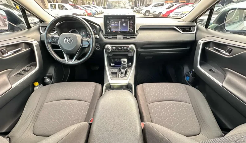 Toyota RAV4 2020 XLE lleno