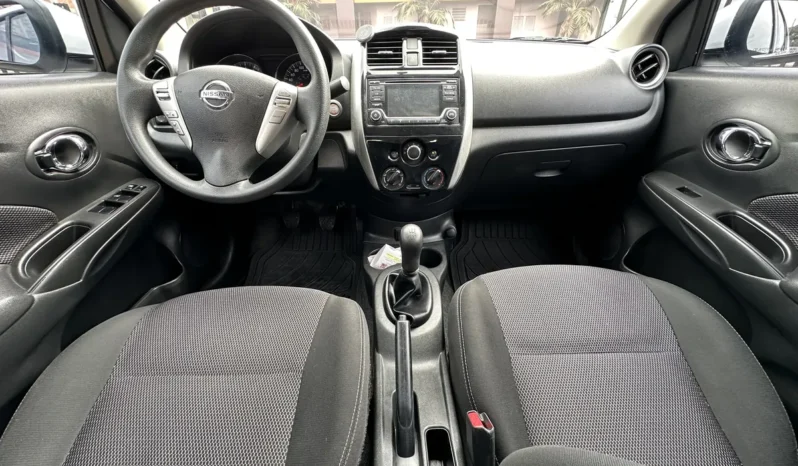 Nissan Versa 2019 Advance lleno