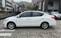 Nissan Versa 2019 Advance