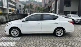 Nissan Versa 2019 Advance