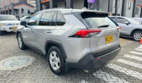 Toyota RAV4 2020 XLE