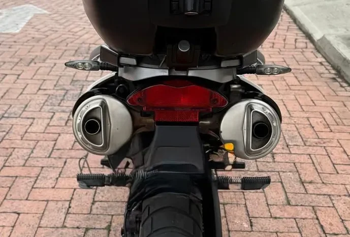 BMW G650 2013 GS lleno