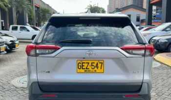 Toyota RAV4 2020 XLE lleno