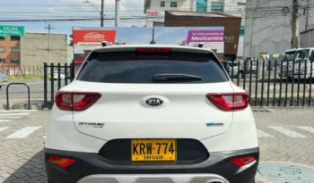 Kia Stonic 2022 Zenith lleno
