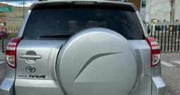 Toyota RAV4 2011 Imperial