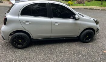 Nissan March 2023 1.6 lleno