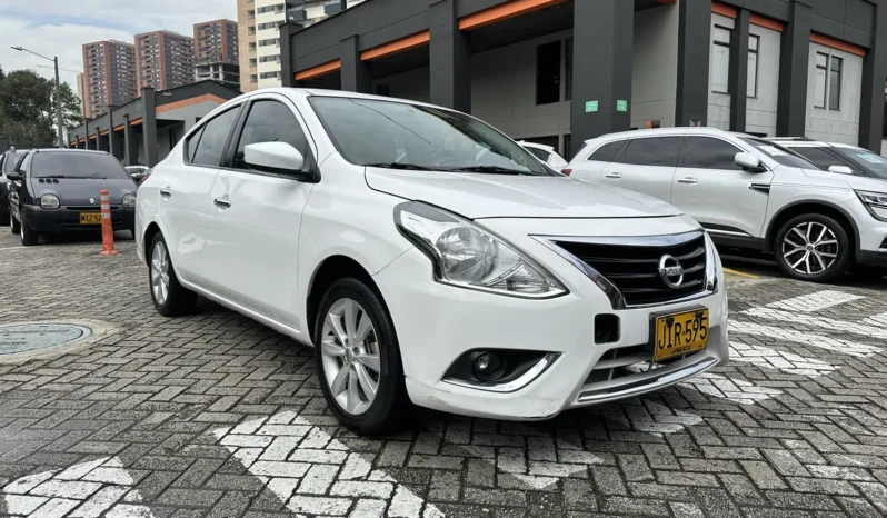 Nissan Versa 2019 Advance lleno