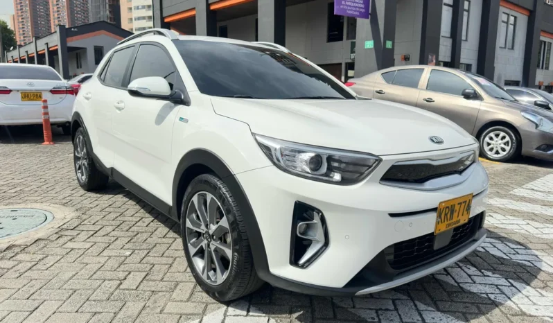 Kia Stonic 2022 Zenith lleno