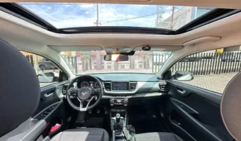Kia Stonic 2022 Zenith lleno