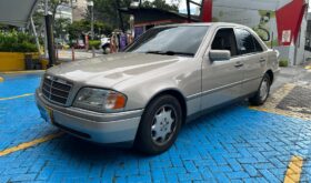 Mercedes-Benz C220 1994