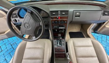 Mercedes-Benz C220 1994 lleno