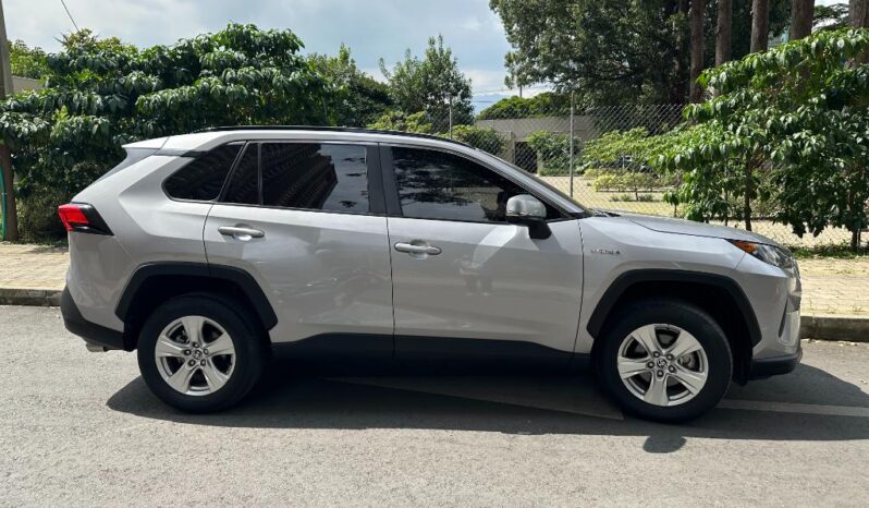 Toyota RAV4 LE HEV 2021 HIBRIDO lleno