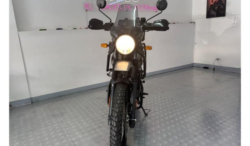 Royal Enfield HIMALAYAN 411 2024 lleno