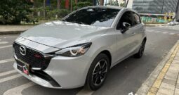 Mazda 2 GRAND TOURING LX CARBON EDITION 2026