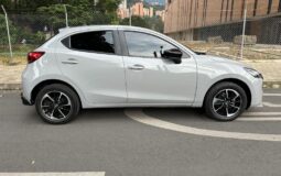 Mazda 2 GRAND TOURING LX CARBON EDITION 2026