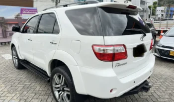 Toyota Fortuner 2011 2.7L lleno