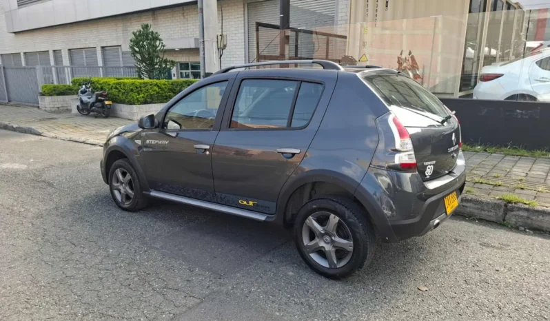 Renault Stepway 2015 1.6L lleno
