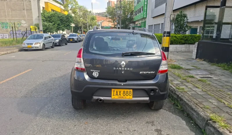 Renault Stepway 2015 1.6L lleno