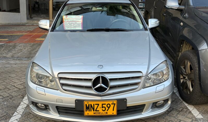 Mercedes-Benz C 200K T 2009 lleno