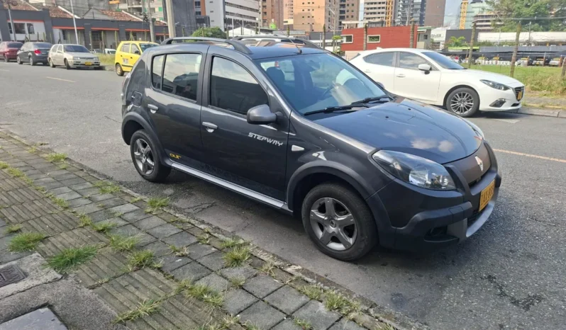 Renault Stepway 2015 1.6L lleno