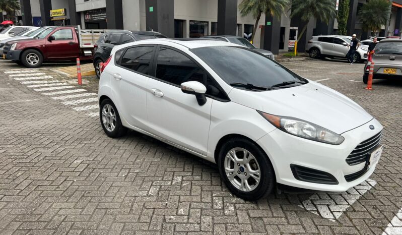 Ford Fiesta 2014 TITANIUM AT lleno