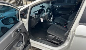 Ford Fiesta 2014 TITANIUM AT lleno